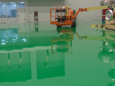 固化地坪堅(jiān)硬耐磨及使用壽命長(zhǎng)而著稱